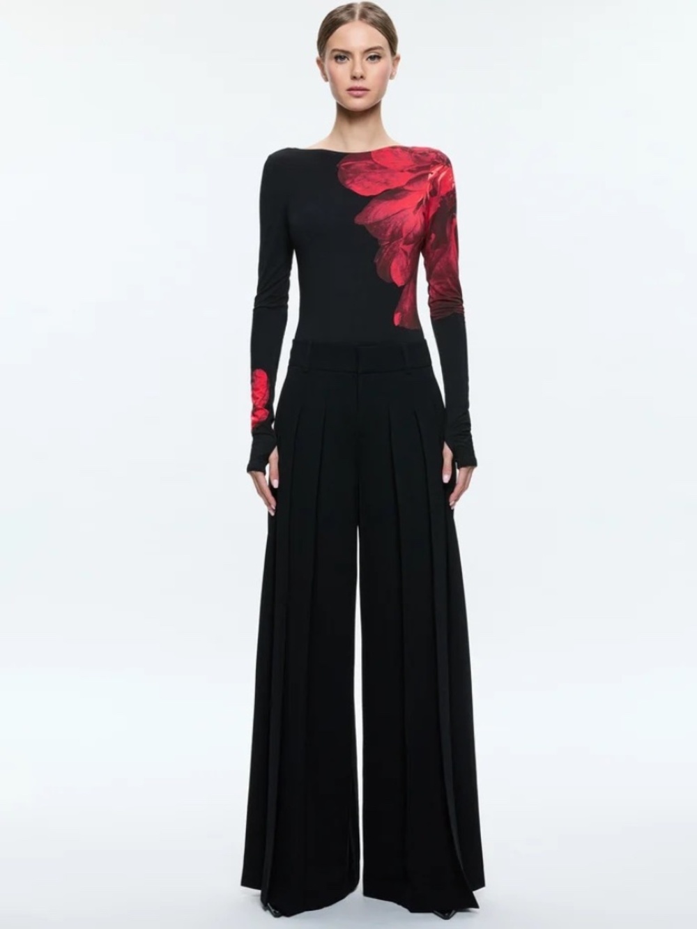 Alice + Olivia Masako Bodysuit Peony Petals Bright Ruby size M - Picture 2 of 14